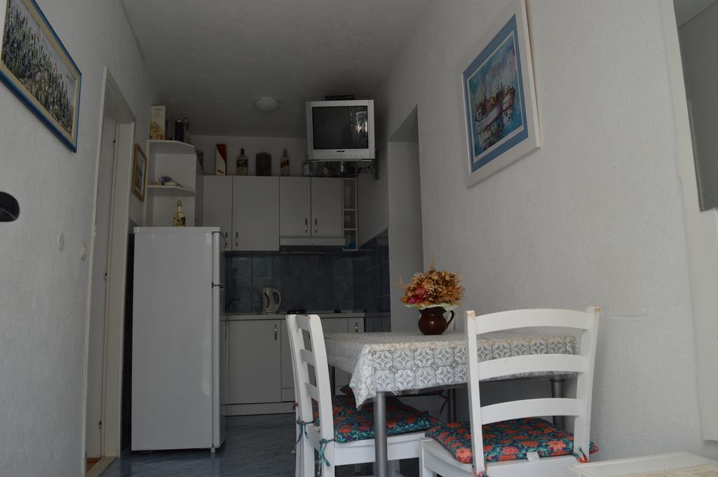 Apartments Majstrovic Živogošće エクステリア 写真
