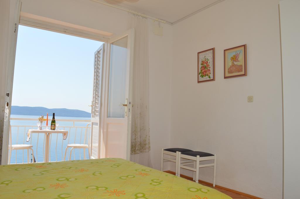 Apartments Majstrovic Živogošće エクステリア 写真