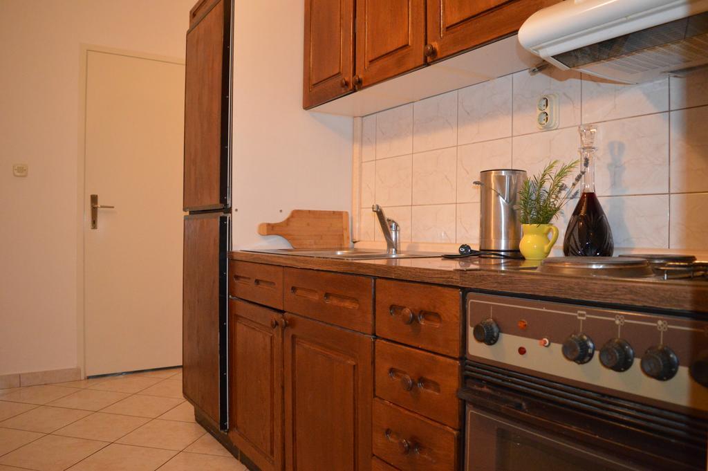 Apartments Majstrovic Živogošće エクステリア 写真