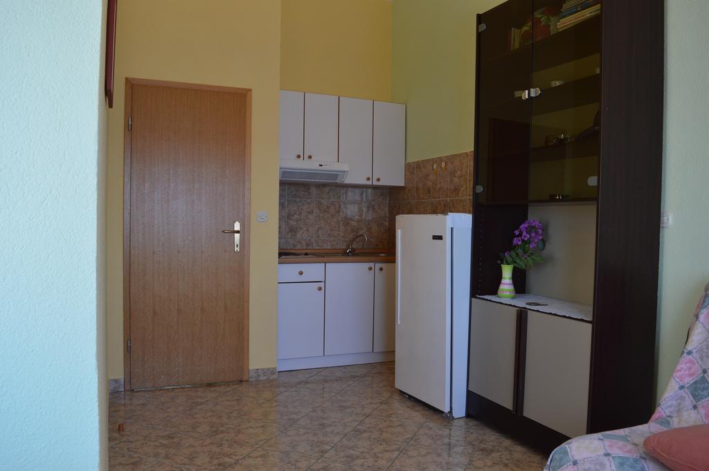 Apartments Majstrovic Živogošće エクステリア 写真