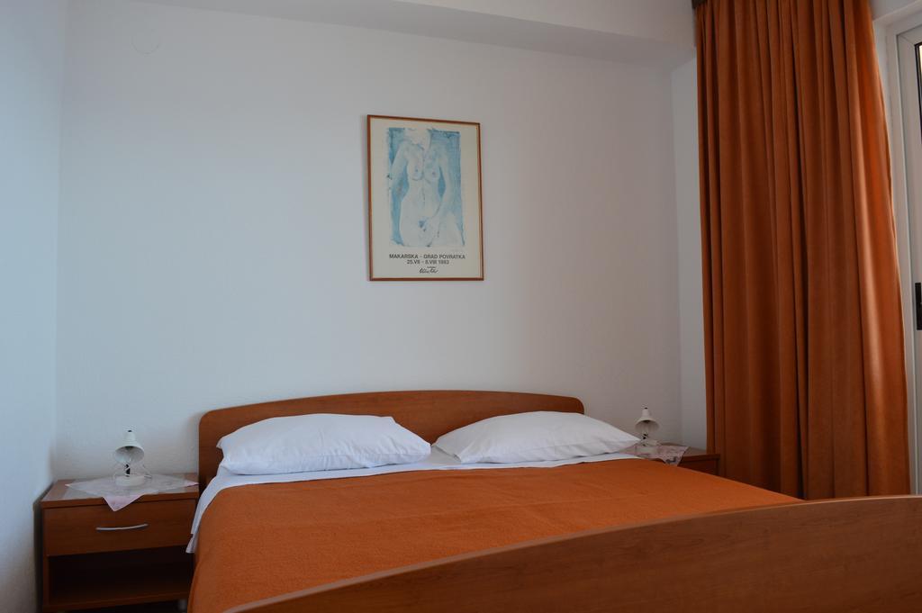 Apartments Majstrovic Živogošće エクステリア 写真