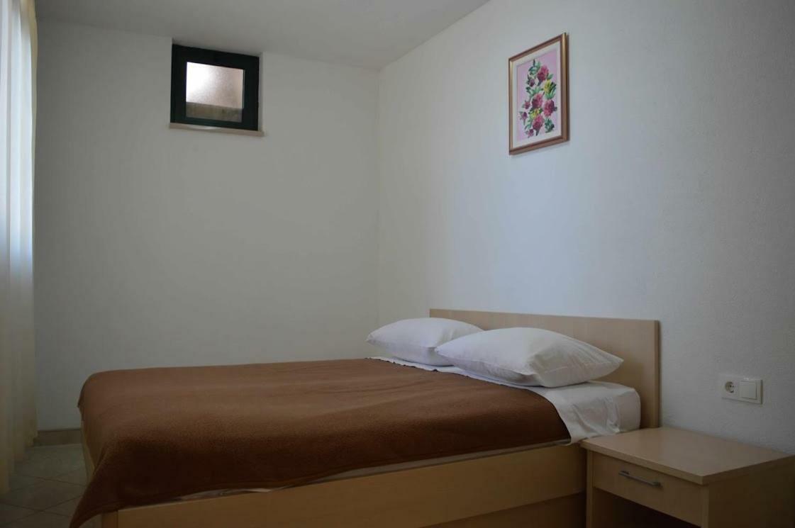 Apartments Majstrovic Živogošće エクステリア 写真