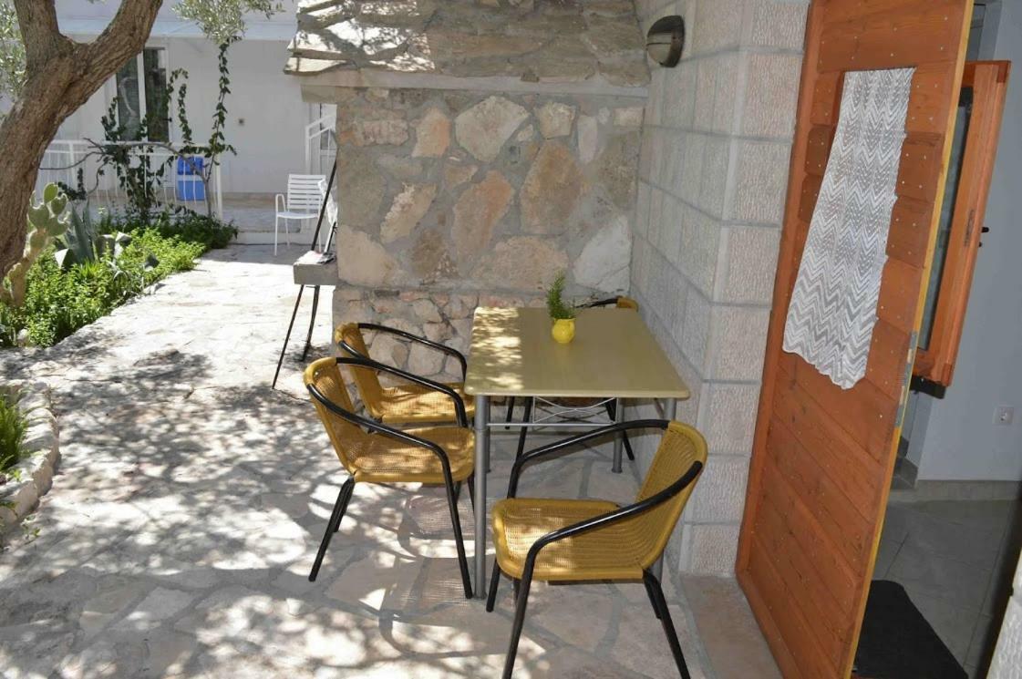Apartments Majstrovic Živogošće エクステリア 写真